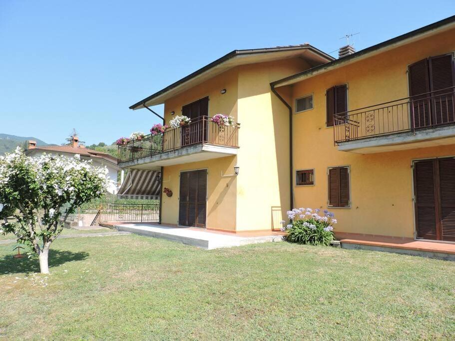 Casa Vacanze La Cicala Pontremoli Exterior foto